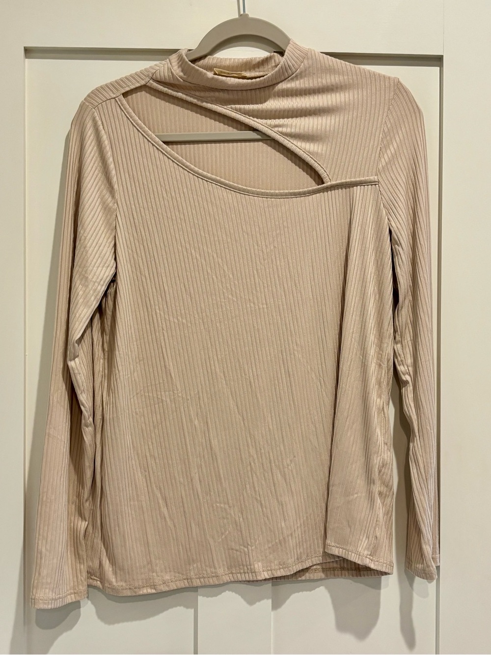BIBI Women’s Cutout Ribbed Long-Sleeve Top - Beige